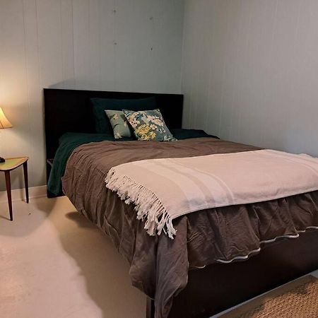 Eastend Blue Dog Accommodations מראה חיצוני תמונה
